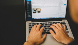 Blog_Post_Header_06_Die Vorteile von professioneller Content Produktion-High-Quality